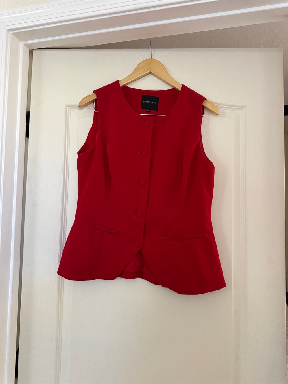 Red Sleeveless Button Front Tailored vest